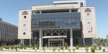 Hazine ve Maliye Bakanlığı'ndan 500 araç iddiasına yanıt - Son Dakika Ekonomi Haberleri 5 B2jaAMnMWkOKv5DjfXYQAg.jpg