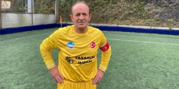 Antrenmanda kalp krizi geçiren veteran futbolcu öldü - Son Dakika Spor Haberleri 6 zyvXxfZBZ0CSvxZ6J0LSAA.jpg
