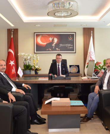 6453c355-d662-480c-81e9-9574a4f710af