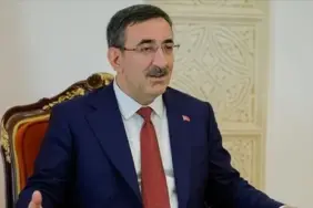 660x310-cumhurbaskani-yardimcisi-cevdet-yilmaz-ile-turk-is-baskani-ergun-atalay-gorustu-1753994341835