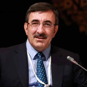 Cumhurbaskani-Yardimcisi-Yilmaz-Izmir-e-geliyor-158302