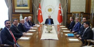 Cumhurbaşkanı Erdoğan, KDK Heyetini Kabul Etti 1 FB_IMG_1752181846573