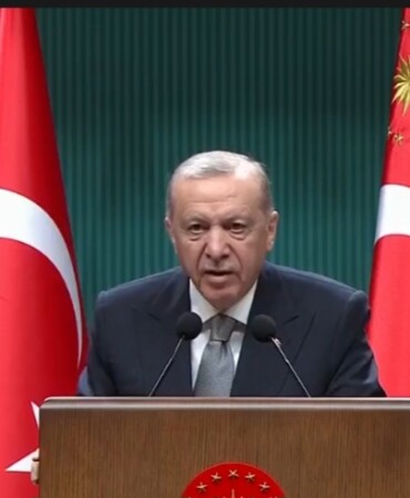 Screenshot_20250717_200128_Facebook