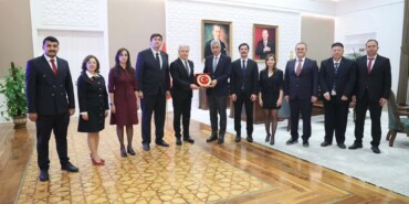 1e5bc4ea-9a62-43c3-b7d5-396ef2082499