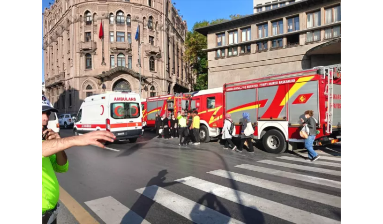 ankara-da-universitede-yangin-onleme-sisteminde-19222443_1836_m