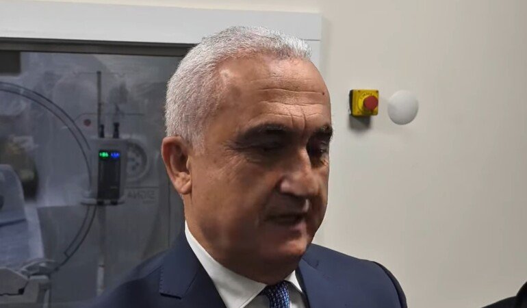 Muş Devlet Hastanesi’nde Teknoloji Hamlesi: Yeni MR Merkezi Hizmete Açıldı. 1 Screenshot_20260123_185749_Facebook