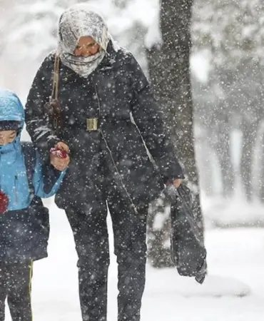 kar-tatili-son-dakika-ankara-da-okullar-tatil-edildi_1200x675_AcY8FddrO5