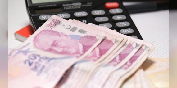 milyonlar-nefesini-tuttu-memur-ve-emekli-zammi-pazartesi-netlesiyor-gozler-tuik-te-1767252654