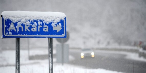 Ankara Valiliği’nden Kar Tatili Açıklaması: Eğitime Kısmi Ara!