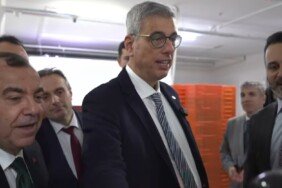 Sağlık Bakanı Memişoğlu’ndan İlaç Takip Sistemi’ne Yerinde İnceleme 7 Screenshot_20260225_011302_Facebook