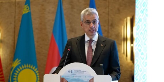 Türk Devletleri Sağlıkta Güç Birliği Yapıyor: Bakan Memişoğlu Semerkant’ta "Üreten Sağlık" Vizyonunu Açıkladı 10 FB_IMG_1775799772386